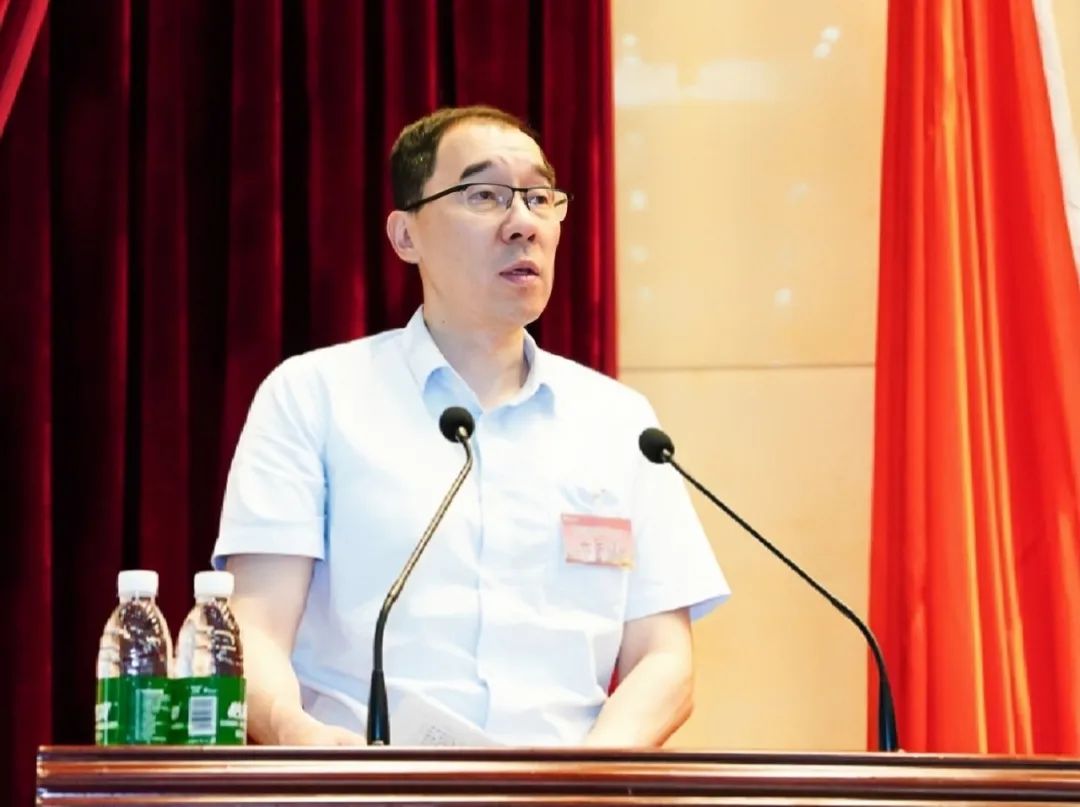 leyu.乐鱼(集团)数码股份有限公司官网
召开第四届职工代表大会第一次会议5.jpg