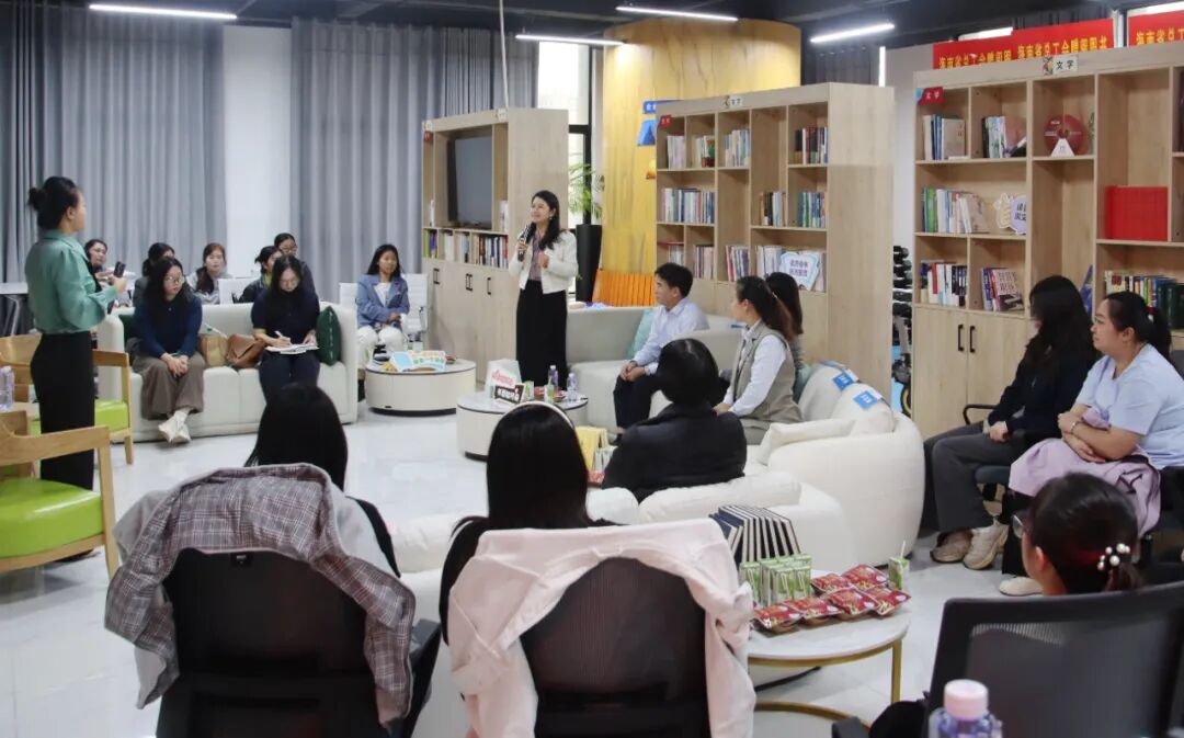 leyu.乐鱼(集团)数码股份有限公司官网
女员工:leyu.乐鱼(集团)数码股份有限公司官网
举办“玫瑰书香·悦读成长”主题读书分享交流会